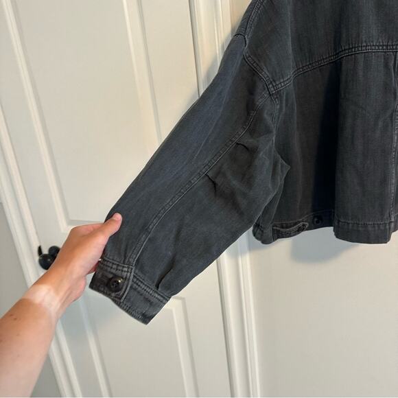 THE GREAT. Black Cotton Cropped Oversized Denim Jacket 2 Medium - Picture 9 of 14